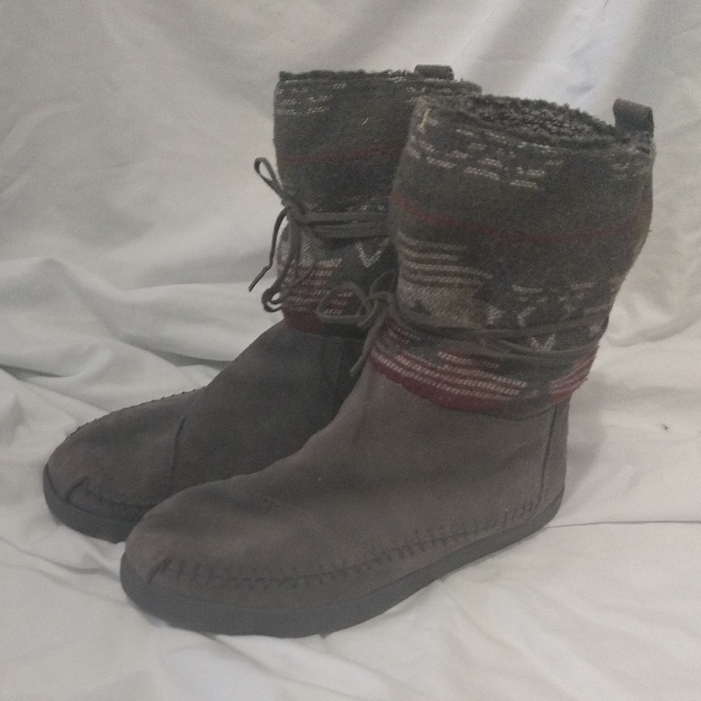Toms Nepal Boots Sz 8